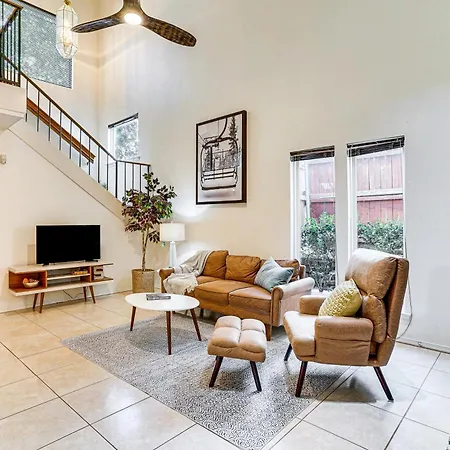 Charming Fort Worth Townhome 4 Mi To Atandt Stadium